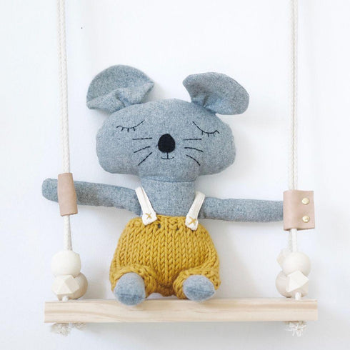 AND THE LITTLE DOG LAUGHED - Charlie Mouse